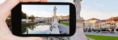 Imposta soggiorno Padova città monumenti turismo Prato Valle foto smartphone tax 380 ant fotolia 79394794