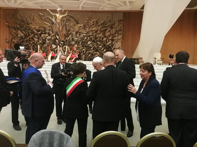 Le assessore Piva e Benciolini in udienza dal Papa